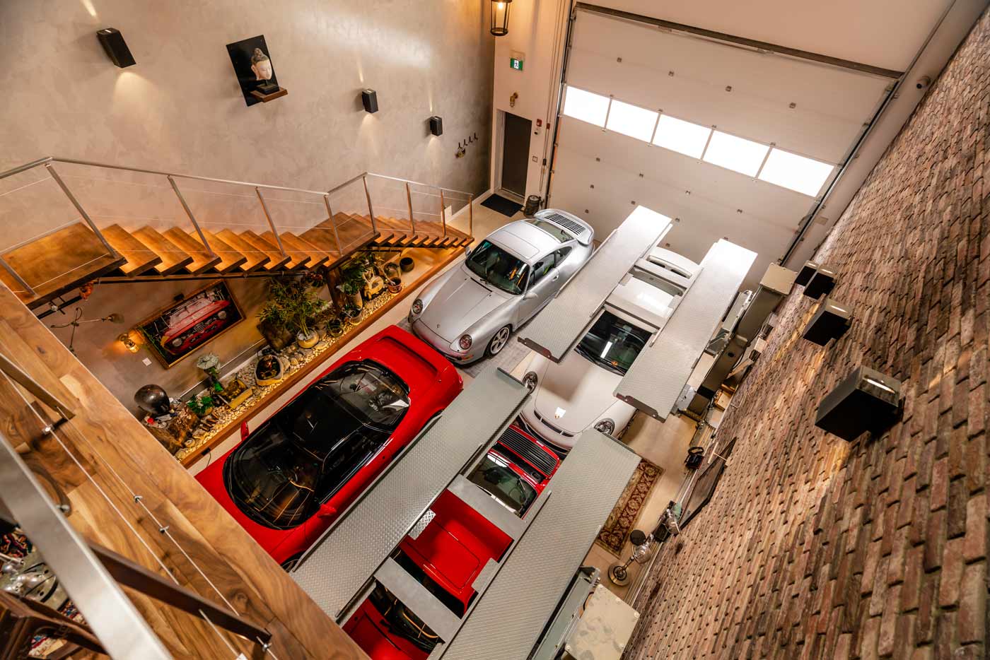 the-vaults-luxury-car-storage-condo