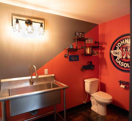 the-vaults-lifestyle-storage-condo-bathroom